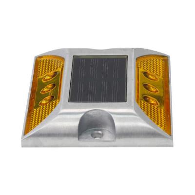 China IP68 Waterproof Solar Powered Aluminum Solar Road Stud For Traffic Safety for sale