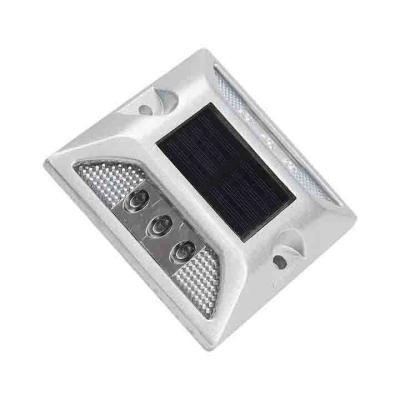 China Aluminum Solar Flashing Light Solar Powered Road Stud Reflectors Cat Eye Studs for sale