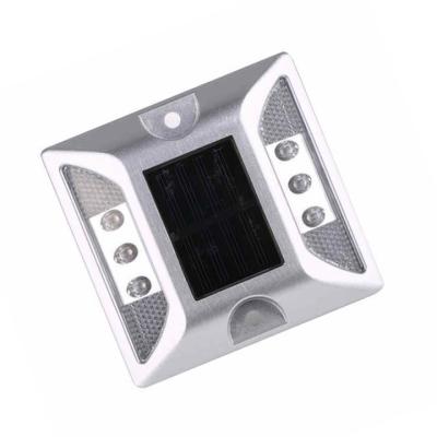 China Solar LED Road Studs White Aluminum Pavement Marker Lights Cay Eyes Road Stud for sale