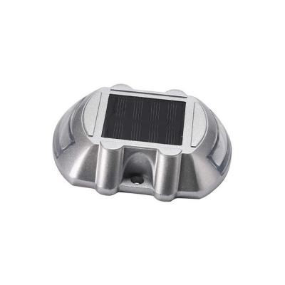 China Raised Aluminum Cat Eye Road Stud Horseshoe Aluminum Solar Road Stud for sale