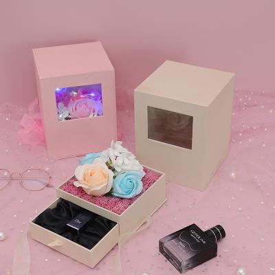 China Natural Recyclable Natural Roses Mother's Day Eternal Gifts Fresh-Keeping Jewelry Boxes Rose Boxes Customizable Window Gift for sale