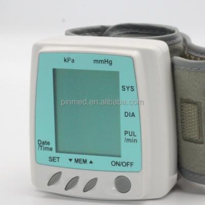 China 60 Sets LCD Display Medical Wrist Cuff Acutomatic Digital Electronic Electric Blood Pressure Monitor for sale