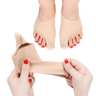 China Big Toe Bunion Corrector Hallux Valgus Bunion Corrector Protector Toe Separators Spacers Straighteners HA00594 for sale