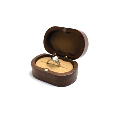 China Oval Wood Ring Box Walnut Wood Veneer Jewelry Packaging Set Boxes Velvet Insert Necklace Ring Earring Small Luxury Oval Jewelry Gift Box for sale