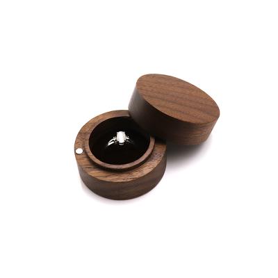 China New 2021Wholesale Custom Round Velvet Jewelry Wooden Wedding Anniversary Logo Box Packaging Luxury Double Retro Mini Wooden Ring Box for sale