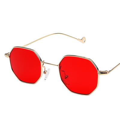 China Hot Sale 2020 Fashion Women's Octagon Sunglasses Fashion Glasses Metal Frame Yellow Glasses Convenient Light Glasses Tinted Glasses 3003 for sale