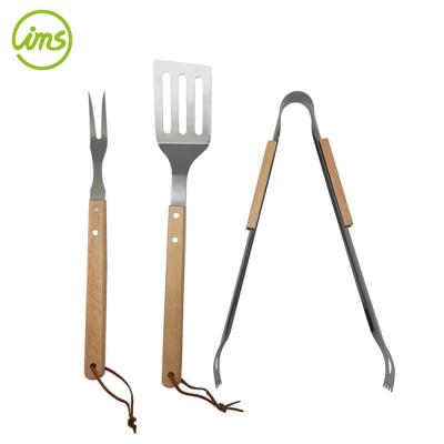 China Easily Cleaned Set of 3 BBQ Tools Fork Tongs Turner Wooden Handle for sale