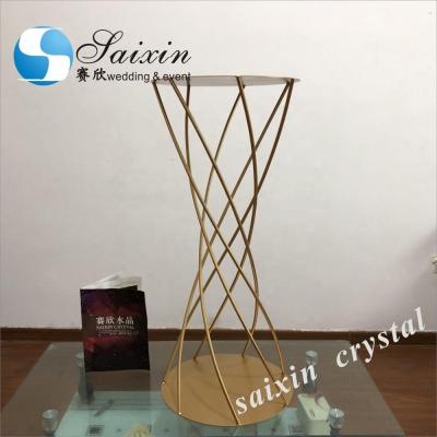 China ZT-406 European style gold metal hot selling flower arrangement stands for wedding table decoration for sale