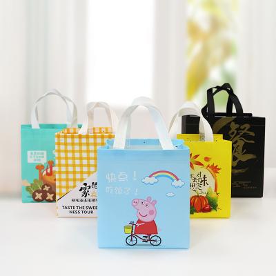 China Custom Made Reusable Harmless Shopping Tote Non Woven Bag Logo Supermarket pp Take Out Bag Print for sale