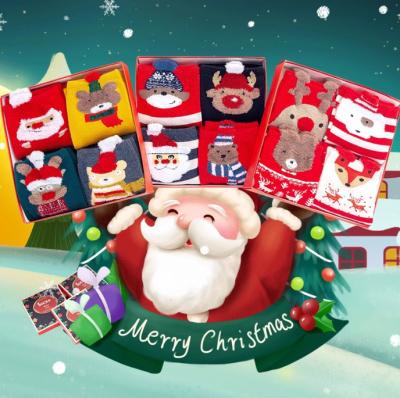 China Antibacterial Gift Box 4 Pairs Cartoon Female Stereo Tube Winter Xmas Women Christmas Gifts Wholesale Knocking Socks for sale