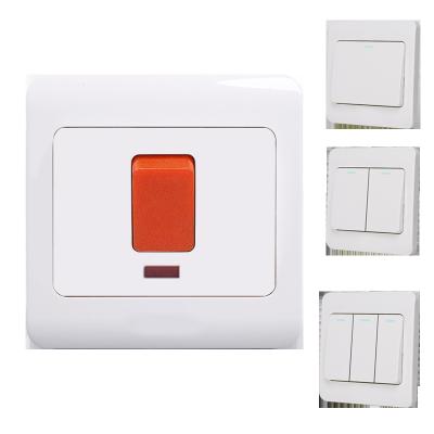 China High Quality Mordern With Indicator Square 25A White UK Standard Ground Safety 1 Strip Waterproof Outdoor Wall Switch And Socket for sale