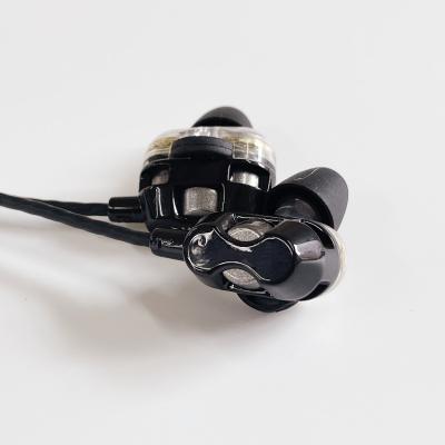 China High Quality In-Ear In-Ear Earphone Mold Patent Bass Sports Game Hands-free Triple Cable Earphone Professional Stereo Private for sale