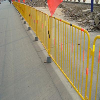 China Easily assembled sj Australian and New Zealand temporary fence with plastic or metal feet 75*100mm mesh size (factory, ISO9001:2008) for sale