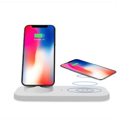 China 10W QI Wireless Charger Desktop Fast Charging A Set Of Magnet Tips Dock New 3 In 1 Qi Wireless Charger Dock Station for sale