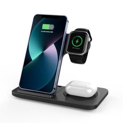 China Video Game Player Wireless Charger 3 in 1 Fast Charging Station Wireless Dock Compatible with iPhone 13/12/11/Pro/XS/XR/X/SE/8/8 Plus for sale