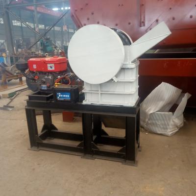 China Quarry Mini Diesel Mobile Jaw Crusher for Small Crusher Plant for sale