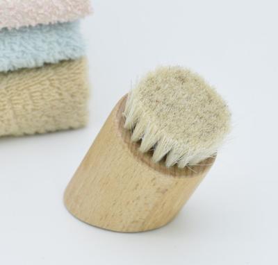 China EXFOLIATE Horse Hair Natural Wooden Soft Face Exfoliating Brush Baby Hair Brush for sale