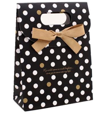 China Eco Friendly Recyclable Mini Packing Bag Small Gift Foldable Paper Bag Manufacturer Shopping Bags With Bow for sale