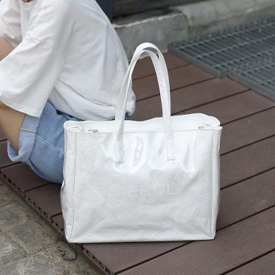 China 2021 Popular Folder Tote Bag Standard Size PVC Silk Printing Transparent Shopping Bag for sale