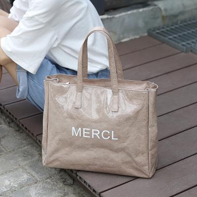 China 2021 Wholesale Reusable Clear Plastic PVC Handbag Large Folder Woman Shopping Bag Customized Shoulder Bag for sale