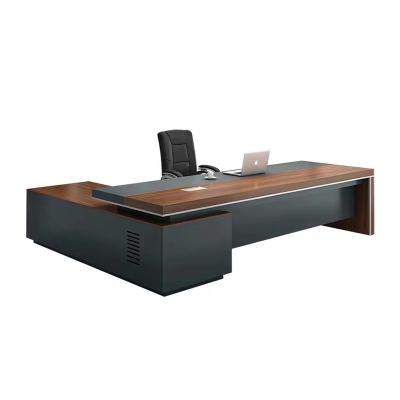 China Office Factory Direct Sales Executive Solid Wood Modern Luxury Office Furniture Set President Executive Director Desk Office L-Shaped Table for sale