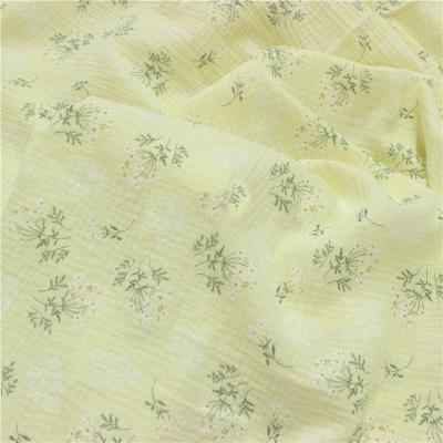 China Viable Wholesale Floral 100% Cotton Fabric Gauze Ply Double Layers Cotton Sleepwear Pajamas Fabric Gauze Rolls Fabric for sale