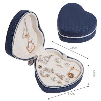 China Women Girls Leather Organizer Earring Ear Stud PU Jewelry Box Heart Shape Portable Jewelry Packaging Boxes Travel Jewelry Box for sale