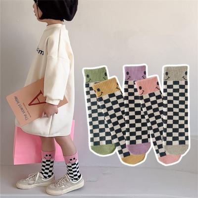 China KS0044 NEW Breathable Autumn 1-12Yrs Toddler Sock Cheerboard Smile Sock Adorable Baby Knee High for sale