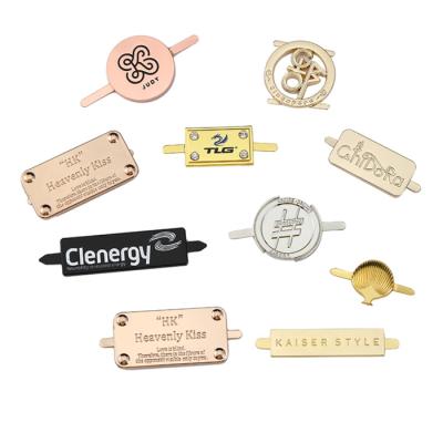 China Various Eco - Friendly Logo Design Metal Nameplate With Prongs , Custom Metal Logo Label For Handbag And Garment&Luggage for sale