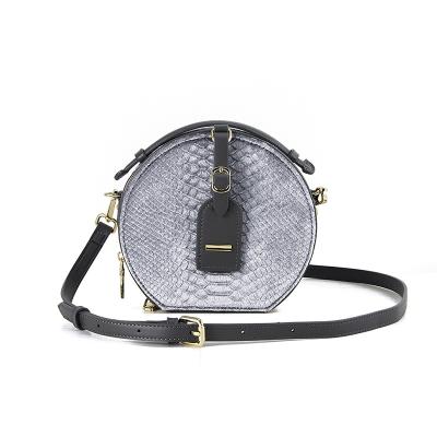 China Large Capacity In Stock Designer Purses And Handbags 2021 Famous Brands Handbag Wholesale Mini Handbags for sale