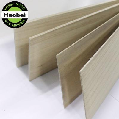 China Paulownia Wood Strip Paulownia Slat Board Solid Break Board Lumber Sale Price Paulownia Traditional Solid Thin Wood Sheet for sale