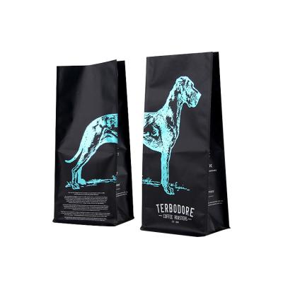 China Custom Wholesale Moisture Proof Package Custom Color Printing Pet Food Packaging Zipper Bag Eco-Friendly for sale