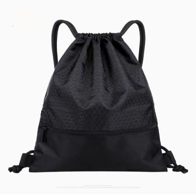 China Mochila unissex com cordão à prova d'água Mochila de basquete Oxford à venda