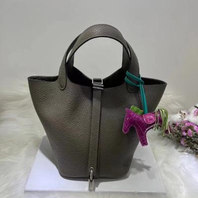 China 2022 OEM Designer Brand Fashion Genuine Leather Shoulder Bags Custom Fashionable Famous Women Bags Luxury Women Handbags for sale