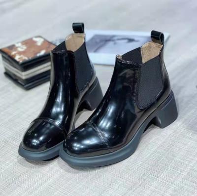 China 2022 New Hot Sale Fashion Durable Custom Made Women Leather Genuine Leather Martin Ankle Boot Casual Women's Single Boot for sale