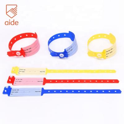 China Factory Direct Sales Waterproof Custom PVC Disposable Medical Hospital Patient ID Plastic Wristbands for sale