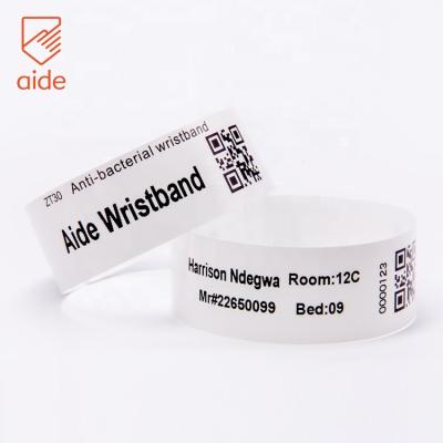 China 100% Waterproof Disposable Bulk Direct Print Thermal Wristband Roll Hospital Patient ID Wristband for sale