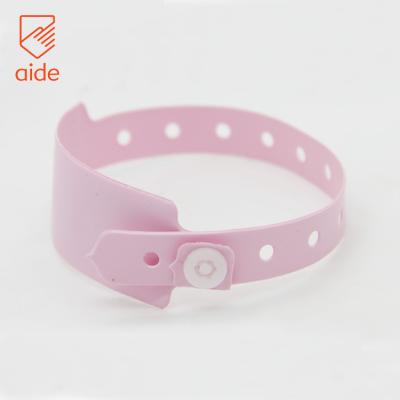 China Hospital Long Term Rfid UHF Wrist Band Waterproof/Waterproof Custom Medical Smart Bracelet For Kids for sale