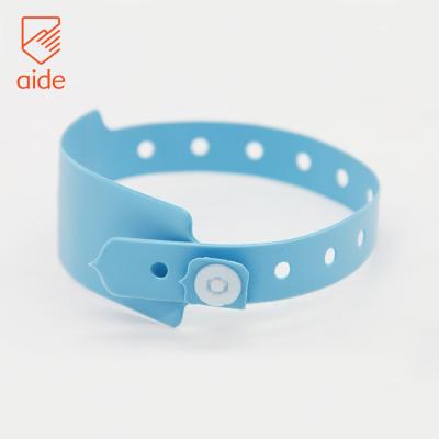 China 125 KHz Reusable Medical PVC NFC RFID Wristband Plastic Wristband Price Tag Waterproof / Waterproof 125 KHz for sale