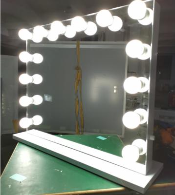 China Desktop Mirror 2019 Hot Customization Hollywood Makeup LED Vanity Mirror for sale