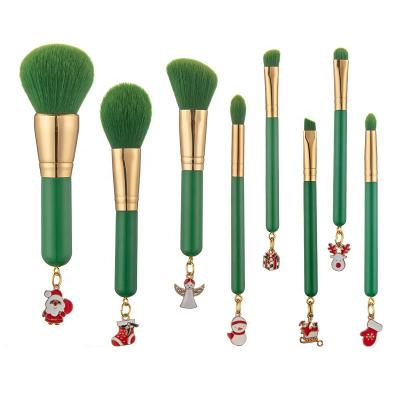 China Angular Blush 2021 New Design Kawaii Style Christmas Unique Set Makeup Brushes Green Complete for sale