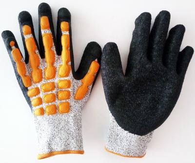 China Anti-Cut Anti Impact Gloves Cut Resistance 5 Level Gloves , Latex Coated Anti Slip Gloves for sale