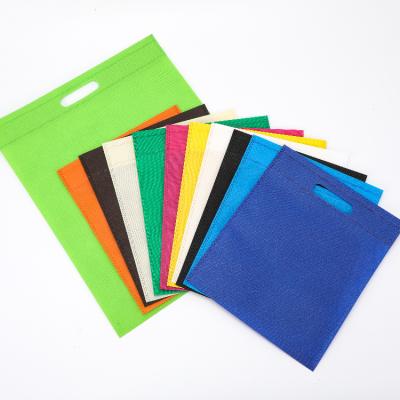 China Hot Sale Recyclable Custom Laminated Non Woven Handle Shopping Bag Recyclable Non Woven Bag for sale