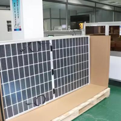 China Solarpanel 450W 550W 660W 25 Jahre Garantie Solarpanel Longi mit Produktionsgarantie zu verkaufen