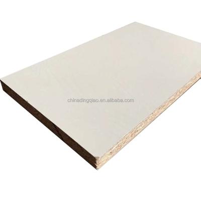 China 18mm modern white board /melamine particle flakeboard for sale