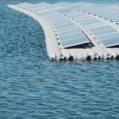 China HDPE Patented Floating Solar Mounting System Floating Solar Structure Solar Floating Mount at Lake for sale