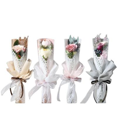 China Retro fashion bouquet fashionable wholesale waterproof fashionable kraft paper lace single bag flowers cellophane for sale