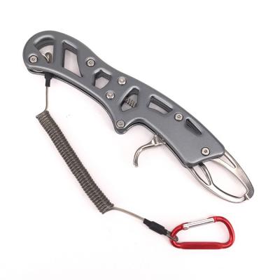 China High Quality Outdoor Portable Fishing Tackle Outdoor Sport Lip Clip Tool Fish Lip Handle Fishing Tackle for sale