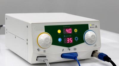 China Foot Control / Hand Control Mode ESU Electrosurgical Unit 100W High Frequency for sale