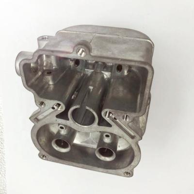 China Zinc Alloy Customized Auto Die Casting Parts For Auto Parts Cylinder Head for sale